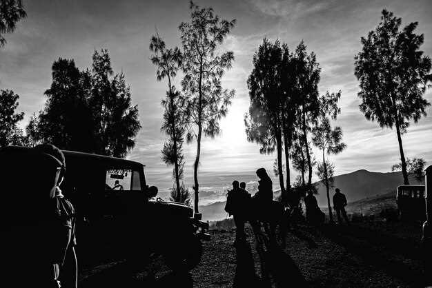 Essential Gear for Jeep Overlanding Meetups